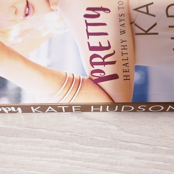 Pretty Happy by Kate Hudson - Picture 5 of 5